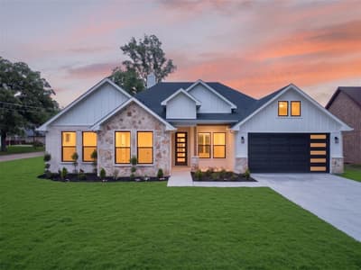 120 Springwood Road, Enchanted Oaks TX 75156