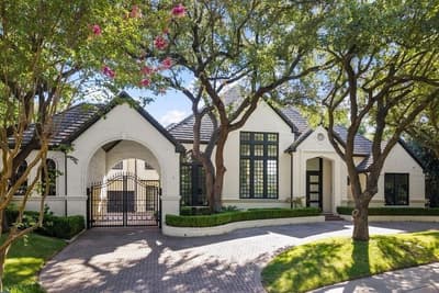 17632 Harbord Oaks Circle, Dallas TX 75252 - Photo 2