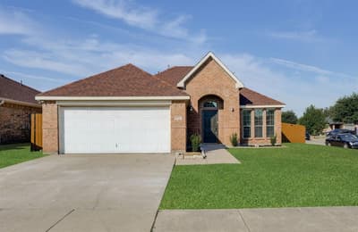 9300 Rhoni Court, Fort Worth TX 76140