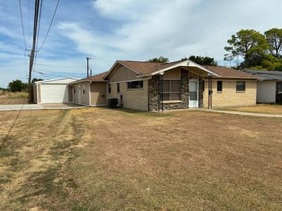 3701 Bluebell Drive, Everman TX 76140