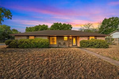 400 N Walnut Street, Waco TX 76705