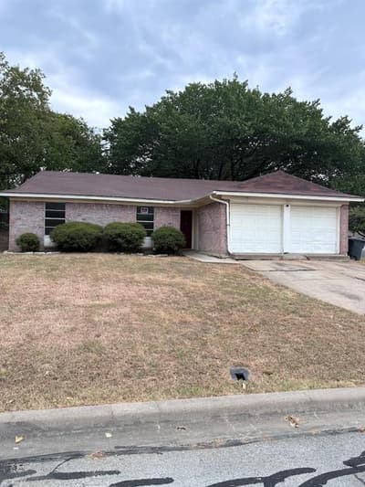 621 Dayton Road, Mansfield TX 76063