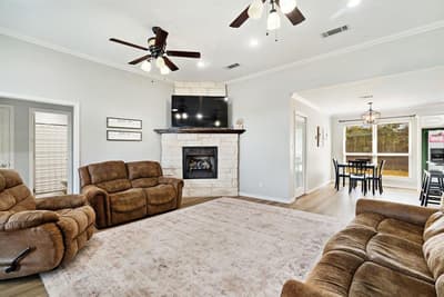 720 Daniel Street, Blossom TX 75416 - Photo 4