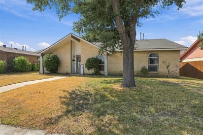 1444 Applegate Drive, Lewisville TX 75067 - Photo 2