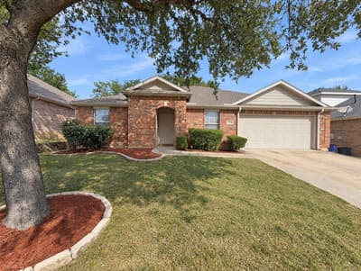 1314 Maple Terrace Drive, Mansfield TX 76063