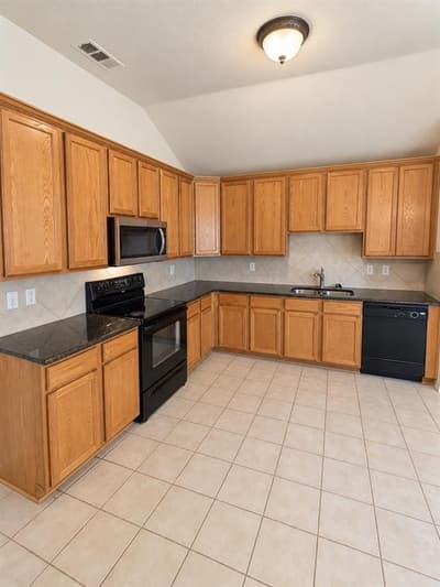 1314 Maple Terrace Drive, Mansfield TX 76063 - Photo 4