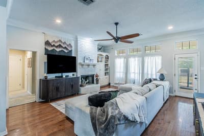 9505 Lost Trails Drive, Waco TX 76712 - Photo 3