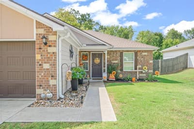 543 Foster Street, Canton TX 75103 - Photo 2