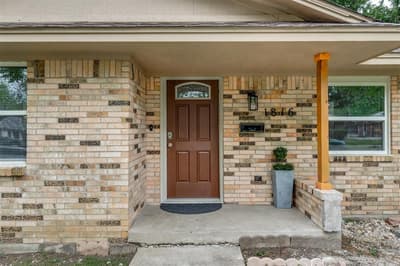 1816 Boyd Street, Dallas TX 75224 - Photo 2