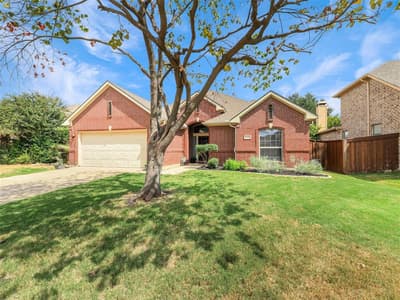 8374 Cain River Drive, Frisco TX 75035 - Photo 2