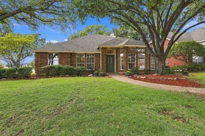 2801 Buena Vista Court, Carrollton TX 75007 - Photo 3