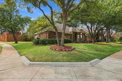 2801 Buena Vista Court, Carrollton TX 75007 - Photo 4
