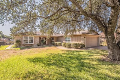 3713 Quail Run, Granbury TX 76049 - Photo 2