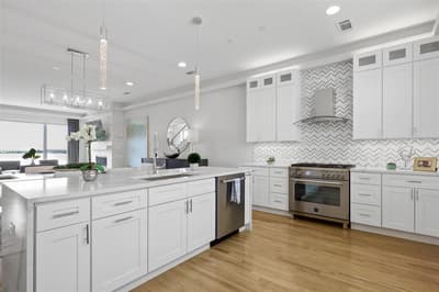 13001 Hutton Drive # 29, Farmers Branch TX 75234 - Photo 4
