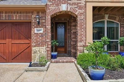 2600 Gateway Court, Euless TX 76039 - Photo 2