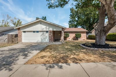 5909 Kary Lynn Drive S, Watauga TX 76148