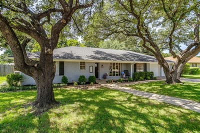 3817 Lawndale Avenue, Fort Worth TX 76133 - Photo 2