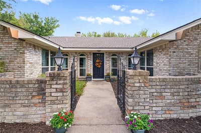 402 Coachlight Trail, Rockwall TX 75087 - Photo 3