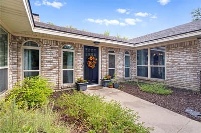 402 Coachlight Trail, Rockwall TX 75087 - Photo 4