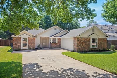 2237 Oak Bluff Drive, Flower Mound TX 75028