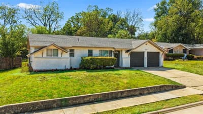 6820 Gary Lane, Fort Worth TX 76112 - Photo 2