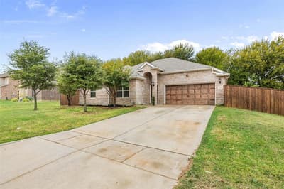 7512 Rose Crest Boulevard, Forest Hill TX 76140 - Photo 3