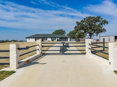3914 Alamo Road, Bowie TX 76230