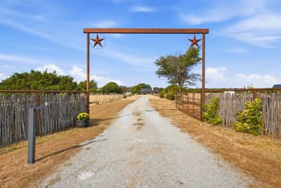 950 Johnson Bend Road, Weatherford TX 76088 - Photo 2