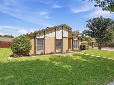 2409 Raintree Drive, Plano TX 75074 - Photo 2