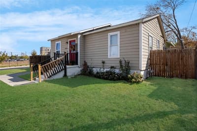 1601 Andrew Avenue, Fort Worth TX 76105 - Photo 2