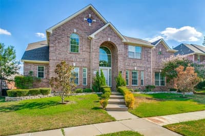 1224 Willowdale Lane, Irving TX 75063