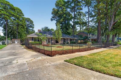622 Cumberland Drive, Shreveport LA 71106 - Photo 2