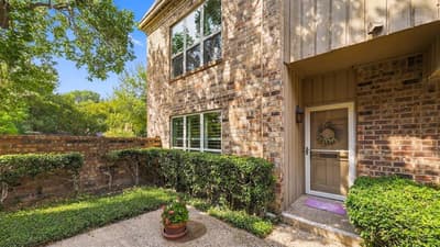 4325 Bellaire Drive S, Fort Worth TX 76109