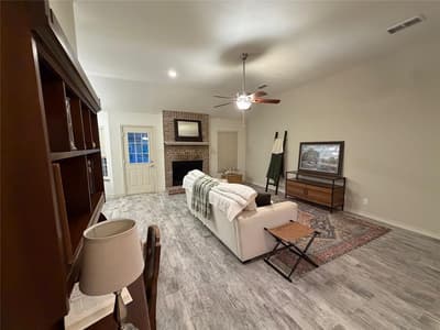1107 Oxford Drive, Gainesville TX 76240 - Photo 5