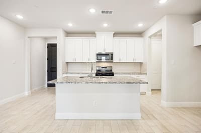 816 Heart Reef Road, Plano TX 75075 - Photo 2