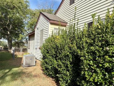 705 N Derby Street, Denison TX 75020 - Photo 3