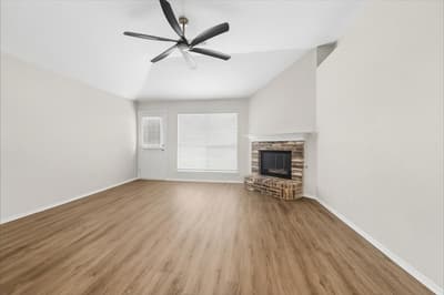 7217 Fossil Hill Drive, Arlington TX 76002 - Photo 4
