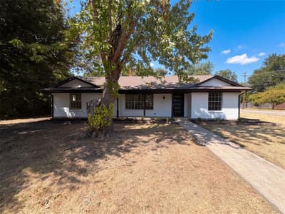 1329 Wellington Drive, Denton TX 76209