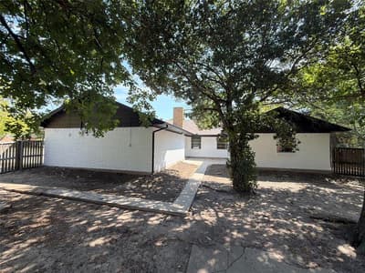 1329 Wellington Drive, Denton TX 76209 - Photo 5