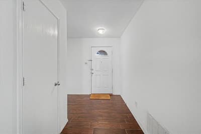 821 Green Heath Avenue, Fort Worth TX 76120 - Photo 4