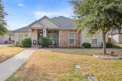 10305 Creekside Lane, Waco TX 76712