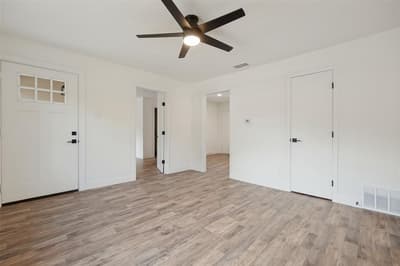 2637 Marbella Lane, Dallas TX 75228 - Photo 2