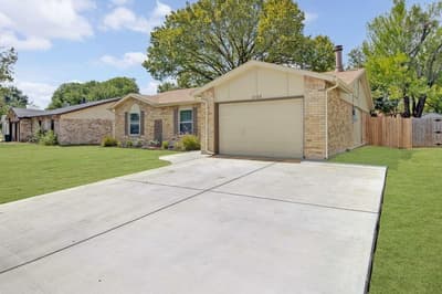 7208 Romford Way, North Richland Hills TX 76182 - Photo 4