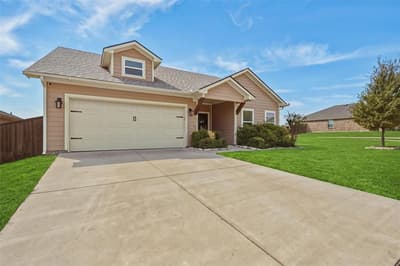 3302 Sweetwater Way, Sherman TX 75090