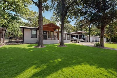 2895 Honey Bee Lane, Wills Point TX 75169