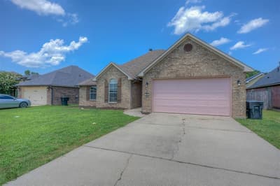 340 Avondale Lane, Bossier City LA 71112