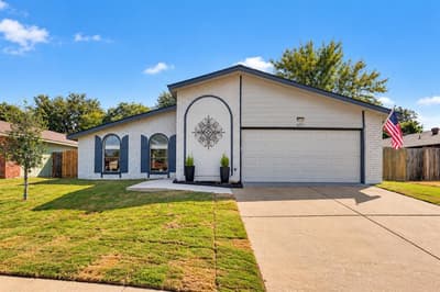 4721 Woodfield Drive, Arlington TX 76016