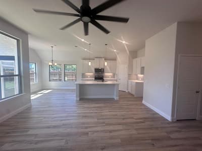 604 Austen Avenue, Tioga TX 76271 - Photo 2
