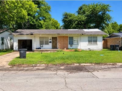 910 Euclid Street, Cleburne TX 76033