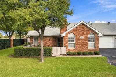 1002 Bridges Drive, Arlington TX 76012